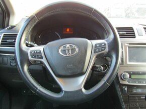 Toyota Avensis 2.0 ,  91 kW nafta, 2012 - 9