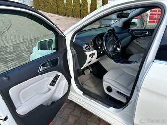 Mercedes Benz B180 CDI - 9