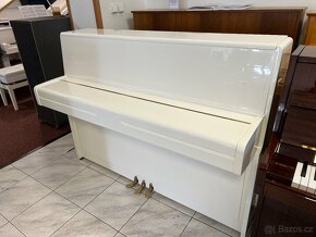 Bílé pianino Yamaha se zárukou, doprava zdarma. PRODÁNO - 9