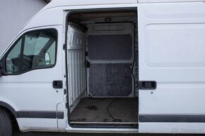 Renault Master Skriňa 2.5 dCi 120/18 - 9