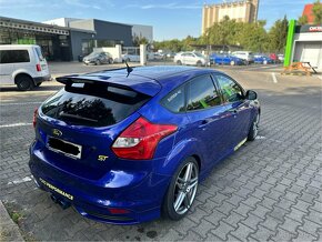 Ford Focus ST250 MK3 - 9