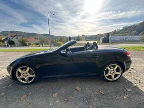 Mercedes-Benz SLK 350 originál AMG look - 9