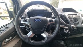 Ford Tourneo Custom 2.2TDci Titanium 8 míst 2x šoupačky - 9