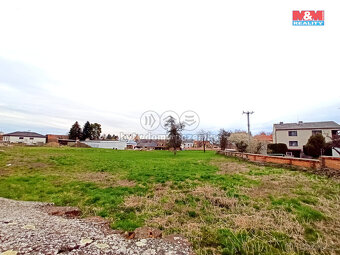 Prodej pozemku k bydlení, 1300 m², Cholina - 9