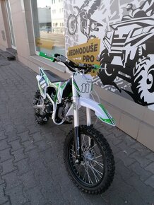 Pitbike Shark 125cc 17/14 zelená - 9