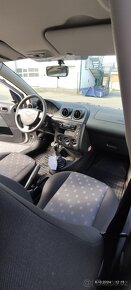 Ford Fiesta 1.3 - 9