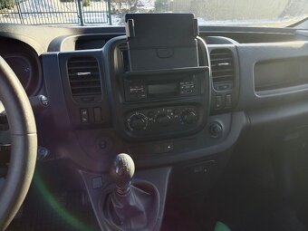 Opel Vivaro 1,6CDTI,89kW, long, tažné,3-místa - 9