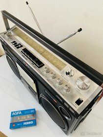 Radiomagnetofon/boombox Hitachi TRK8080E, rok 1978 - 9