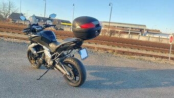 Kawasaki Versys 650 - 9