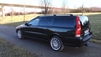 Volvo V70 2.5T AWD - 9