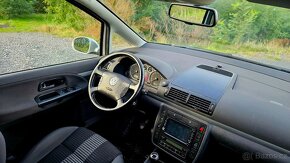 VOLKSWAGEN SHARAN TDi 2008 - 9