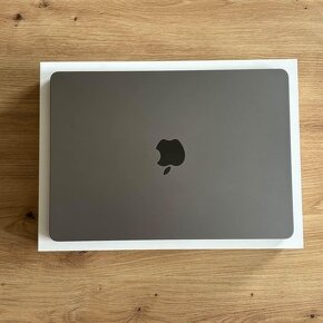 MacBook Air M3 2024, půl roku starý, jako nový - 9