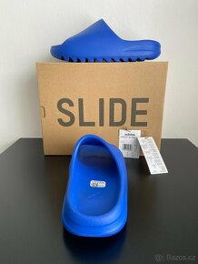 YEEZY SLIDE AZURE - 9