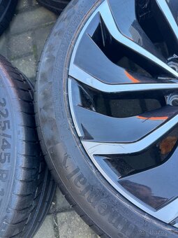 ORIGINÁL Alu Volkswagen Ventura R17, 5x112 . LETNÍ PNEU - 9