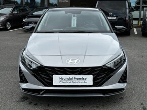 Hyundai i20 1,2i Style + černá střecha DPH - 9