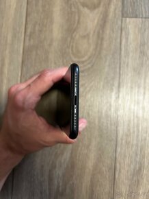 iPhone SE (2020) / iPhone 8 SE / 256gb + kryt + nabíječka - 9
