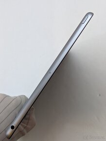 iPad mini 4 16gb, WIFI. Baterie 99%. Záruka 6 měsíců - 9