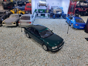 model auta Audi  S2 Sedan zelená  Otto mobile 1:18 - 9