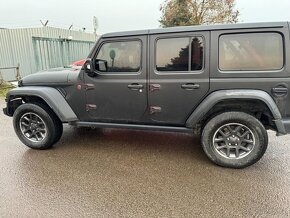 Jeep Wrangler Unlimited 2.2CRD 20204x4 AUT klepe v motoru - 9