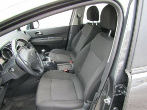 Peugeot 5008 1.6VTi ,  88 kW benzín, 2010 - 9