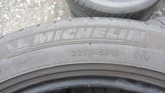 Letní pneu 225/45/18 Michelin Run Flat - 9