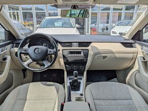 Škoda Octavia KOMBI 1.6TDi 77kW ELEGANCE, TEMPOMAT - 9