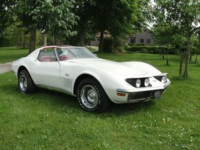 Chevrolet Corvette C3 Stingray V8 - 9