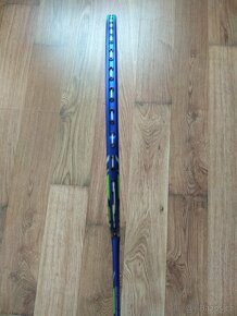 Nová badmintonová raketa Yonex s obalem - 9