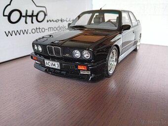 BMW E30  a  Mercedes-Benz W201    1:18  Ottomobile - 9