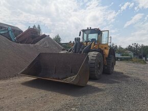 Kolovy nakladac Volvo L180E.ne jcb cat komatsu - 9