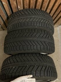 Zimni sada kol Audi 225/45 R17 - 9