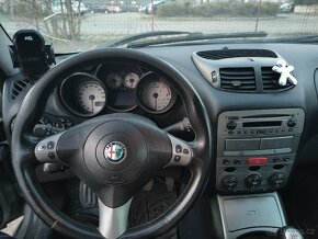 Alfa Romeo GT 1,9JTD 110kw. - 9