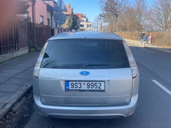 Ford Focus 1.6i rok 2009. Nová STK  Tempomat, klima… - 9