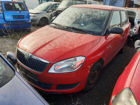 Skoda Fabia 2 2008 1,2HTP 44kW BBM DILY z auta - 9