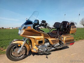 Honda GoldWing - 9