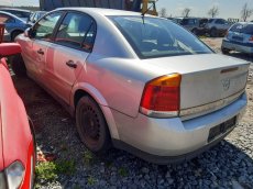 Opel Vectra C 2003 1,8 16V Z18XE 92kW, SEDAN-DILY - 9