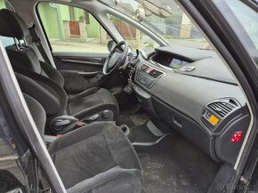 Citroën Grand C4 Picasso 2.0 benzín, automat, 7míst - 9