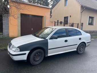 Škoda Octavia 1.9 tdi 66 KW  ROTAČKA  Climatronic - 9