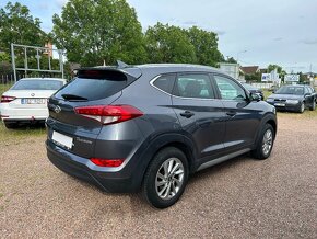 Hyundai Tucson 1.6i 16v - 9