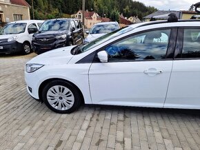 FORD Focus, 1.5 TDCi (88 kW), r.v. 2018, plný servis - 9