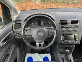 VW Touran 1.6 TDi Navigace,Climatronic - 9