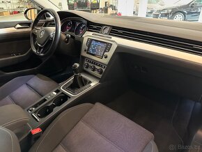 VW PASSAT VARIANT B8 2.0TDI 110KW 2/2015 TAŽNÉ NAVI ALU R17 - 9