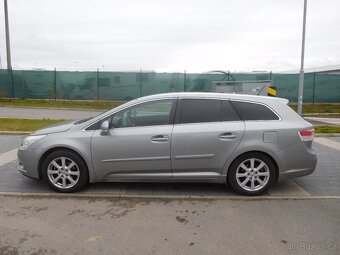 Toyota Avensis Combi 2.0 D-4D, 93 kW, Aut. Klima - 9