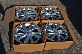 4ks Nové orig.alu disky Škoda Fabia IV 7Jx17, 5x100, ET51 - 9