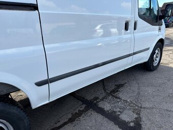 FORD TRANSIT 125 T 350 2,2 TDCI 92kW ŠPATNÝ MOTOR - 9