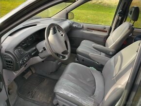 Chrysler Grand Voyager 3.8 lpg AWD - 9