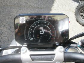 CFMOTO 450NK - bílá - 9