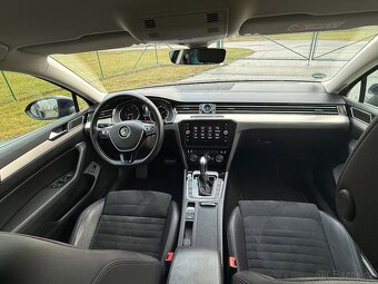 VW passat 2019 2.0tdi 140kw DSG TOP výbava i stav - 9