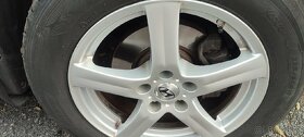 Nabízím Hyundai ix 35 1.7 crdi edice TRICOLOR R.V.2013 - 9