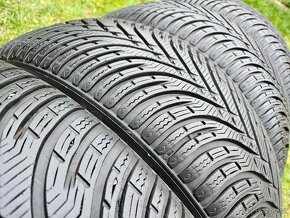 4x Zimní pneu BF Goodrich Winter 2 - 215/55 R17 XL - 95% - 9